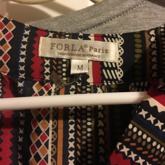 Multi color print dress size M- worn only once - Picture 2 of 2