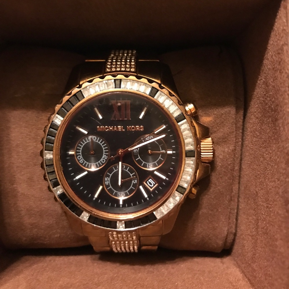 REDUCED-FINAL!!!MKors Rose-gold Glitz Everest