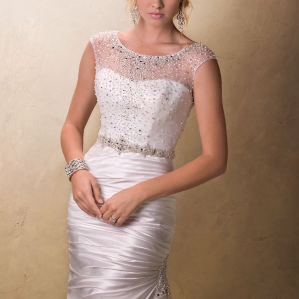 Maggie Soterro Wedding Dress size 8