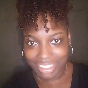 Meet your Posher, Ingrid