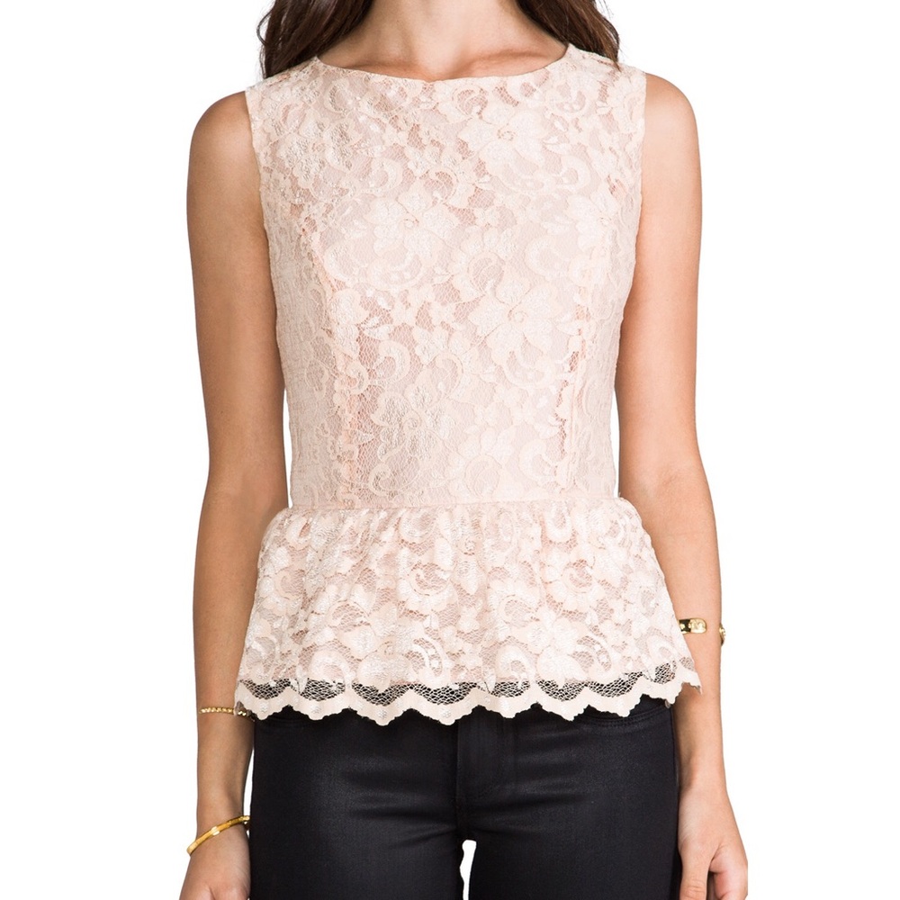 MICHAEL STARS CHAMPAGNE LACE PEPLUM TOP - Picture 4 of 6
