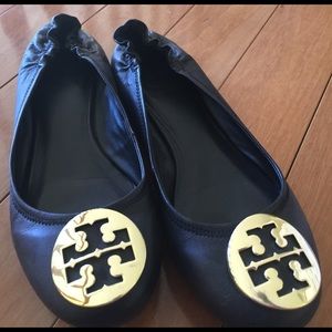 Black Leather Tory Burch Flats! ⚡️ never worn!