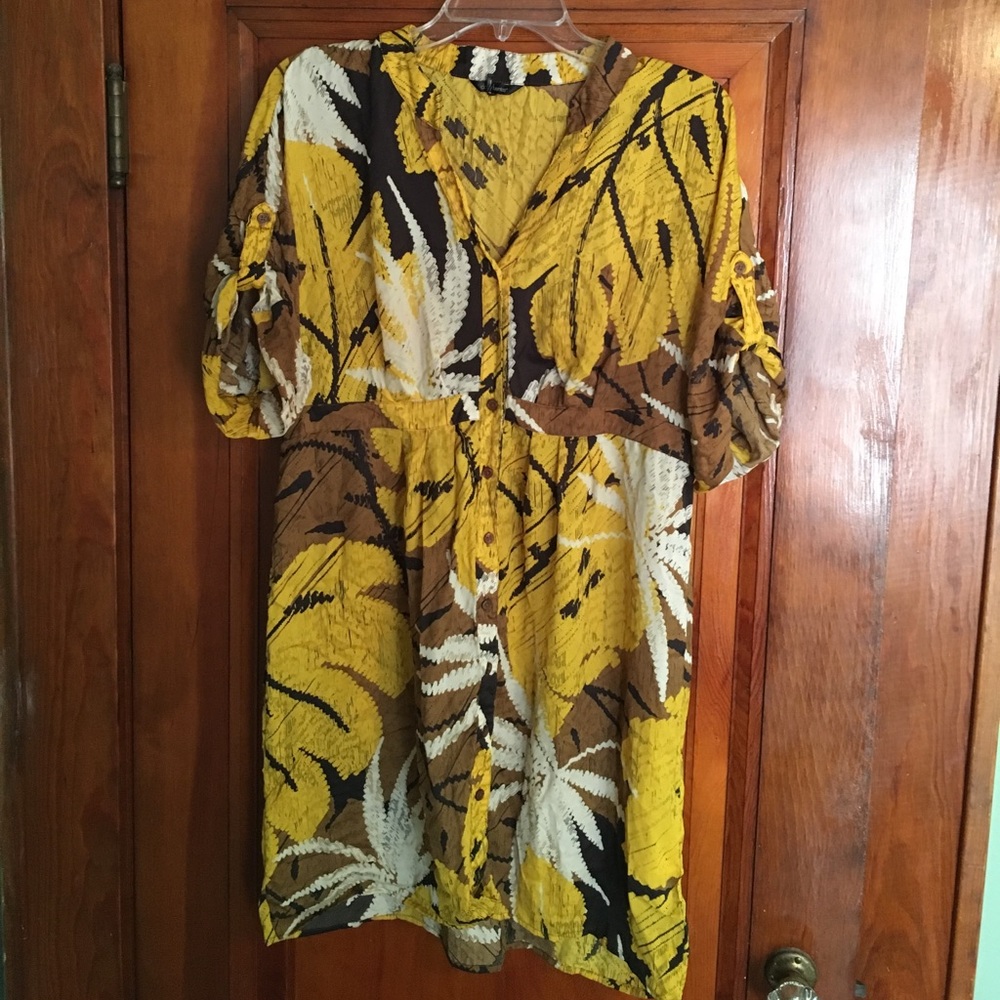 Super cute breezy tunic - Picture 2 of 2