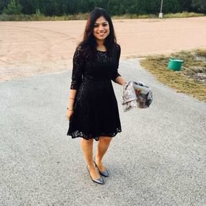 Meet your Posher, Nidhi