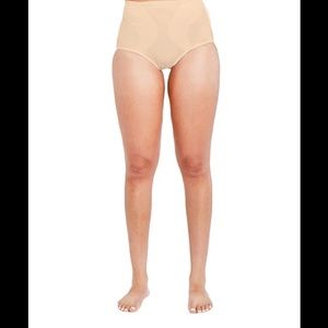 Ruby Ribbon Shaping Brief