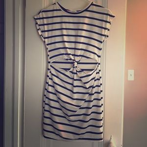 Cute dress that can be worn as a cover-up