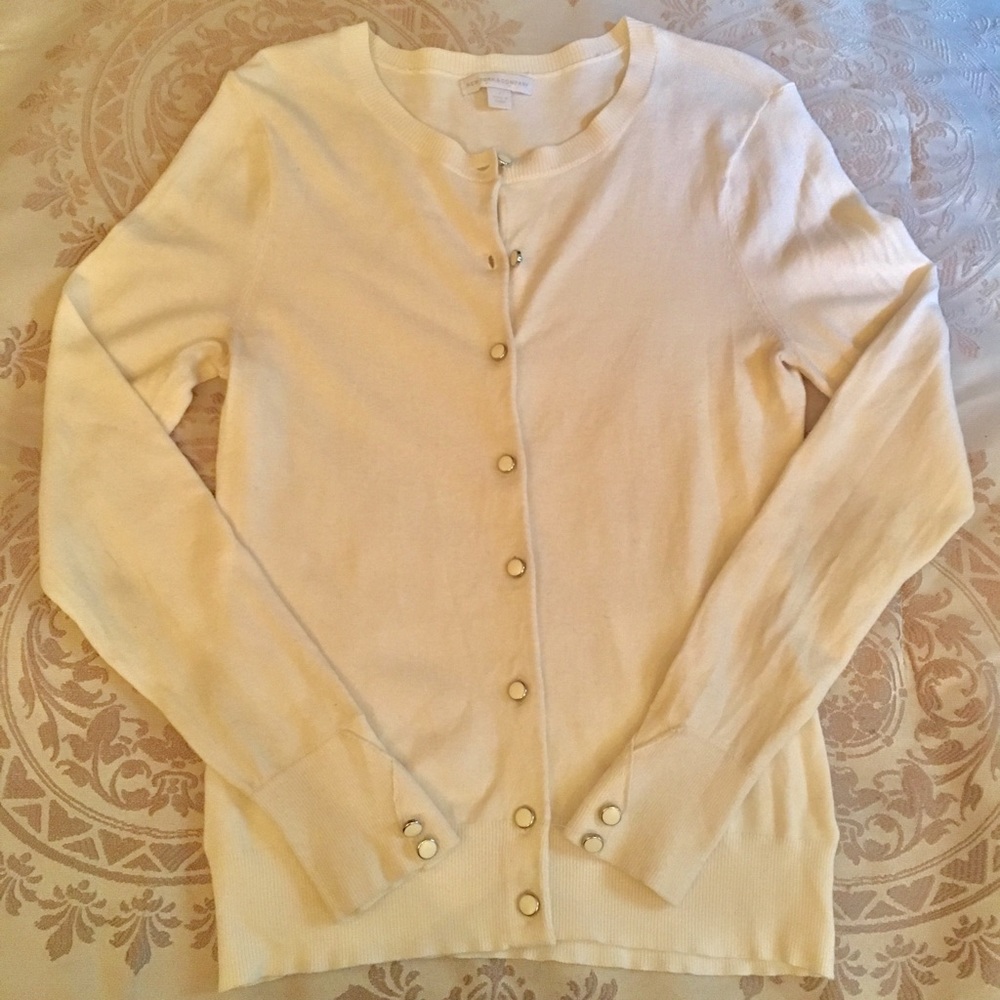 New York & Company off-white cardigan. Sz Small