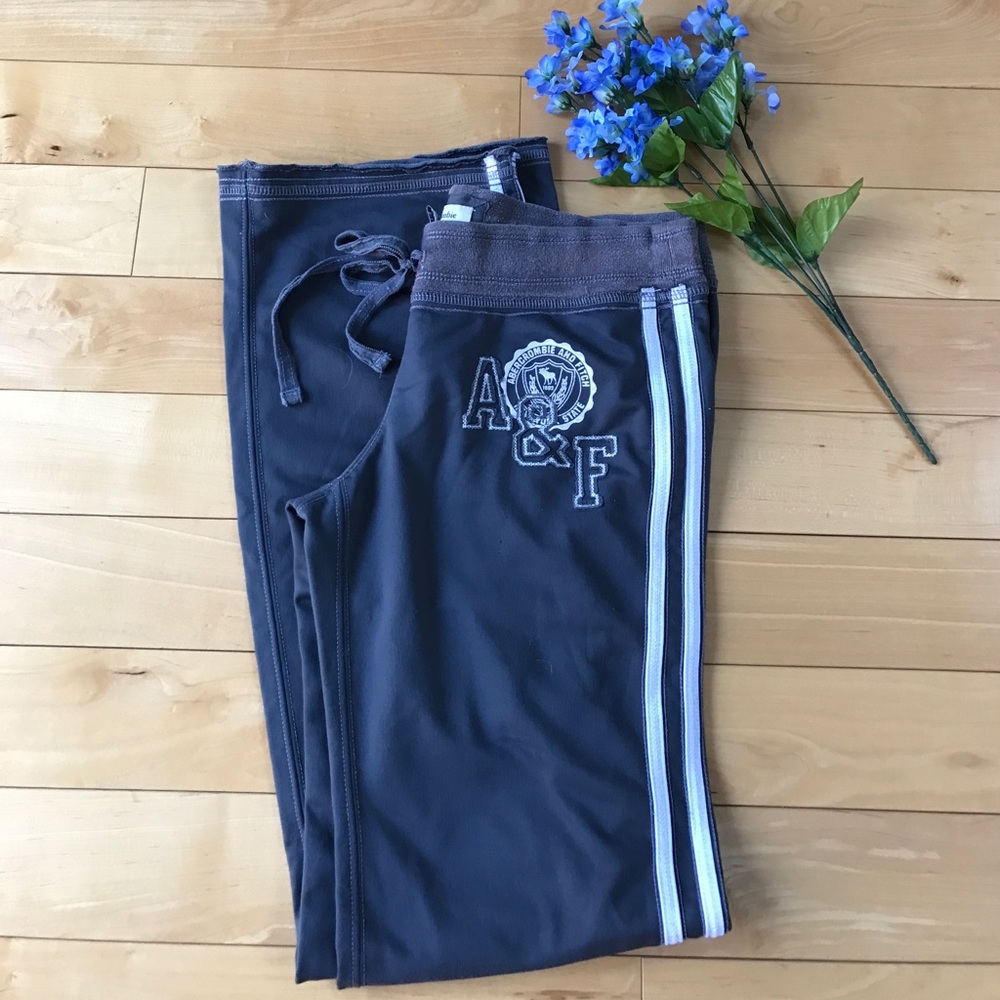 A&F gray sweatpants