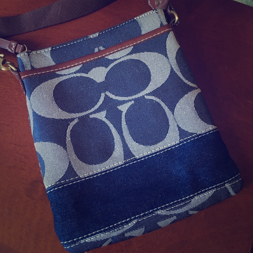 Coach cross body purse