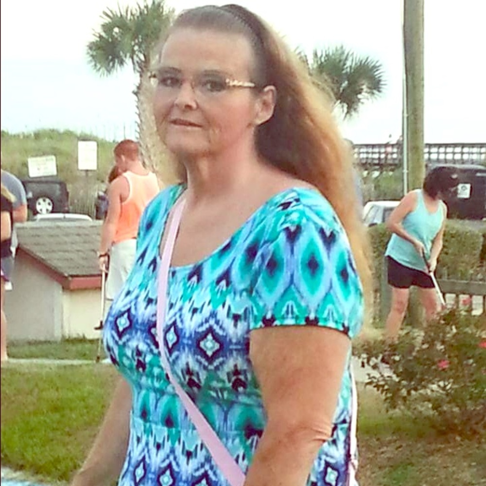 Meet your Posher, Tammy.