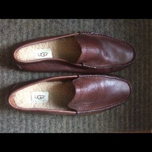 NIB Men's Ugg Henrick Shoe in Redwood Color