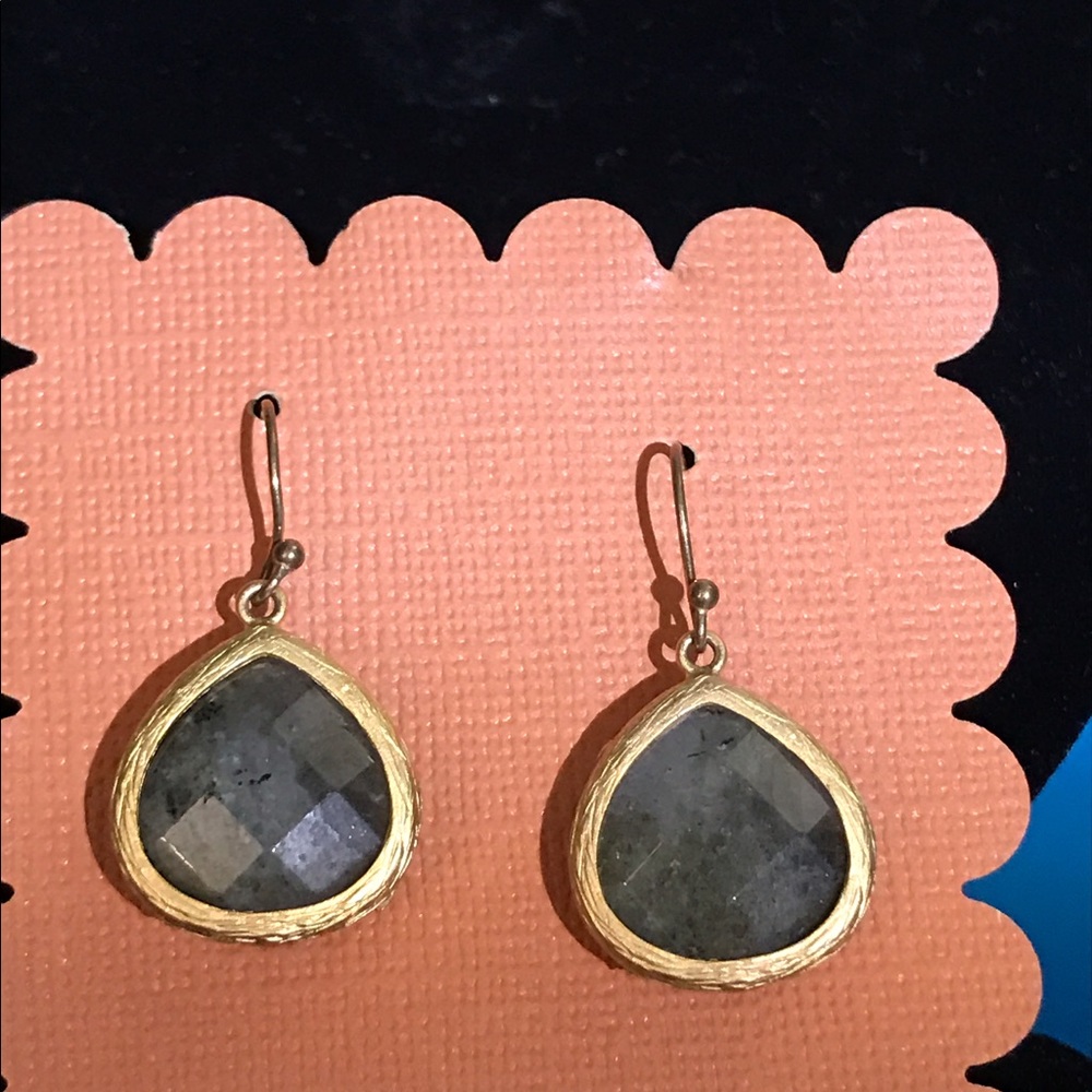 Tear drop earrings.