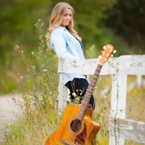 Meet your Posher, Sarah j