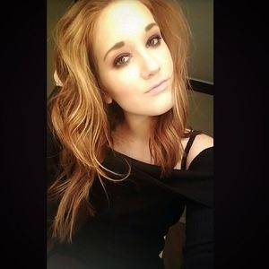 Meet your Posher, Leah