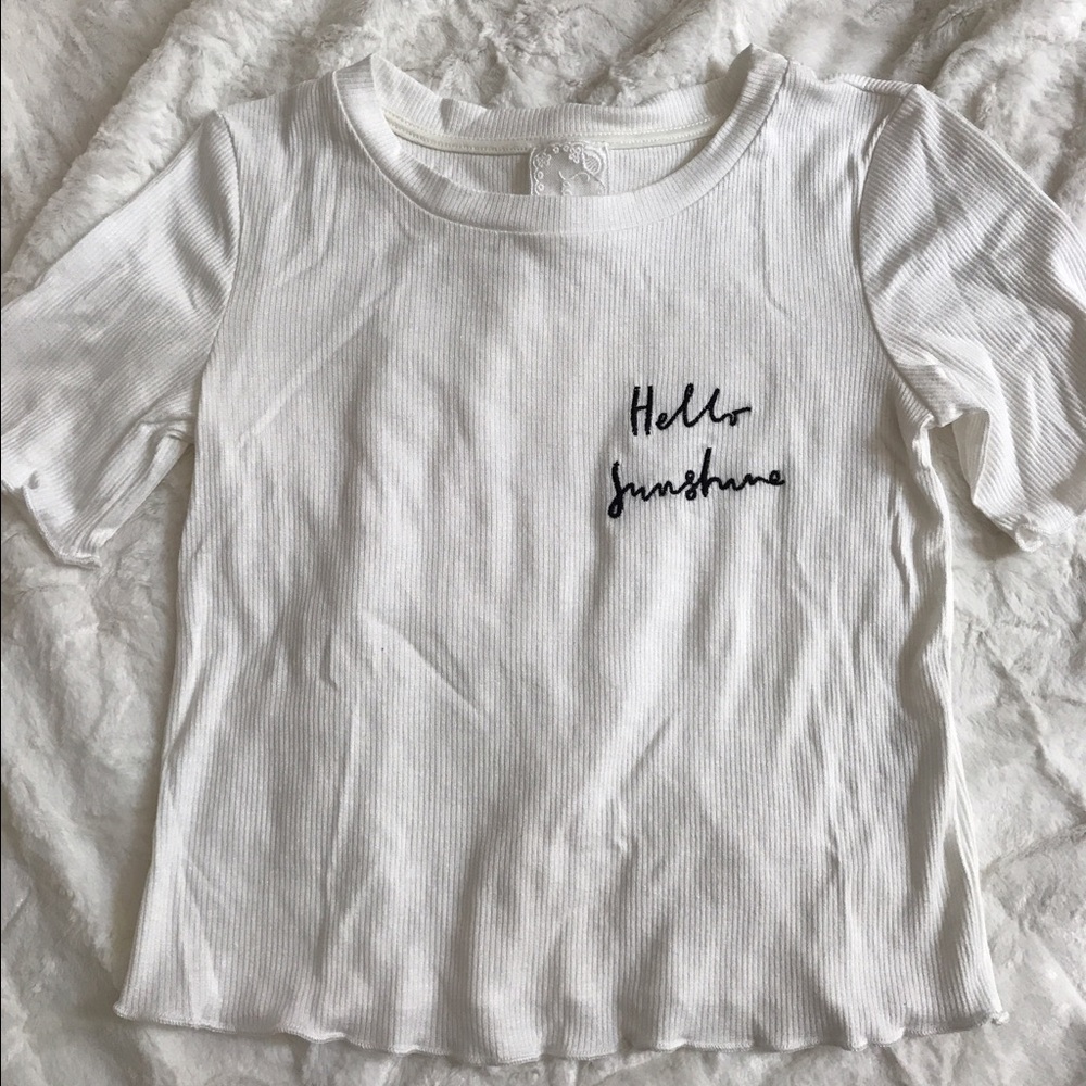 Sadie & Sage "Hello sunshine" crop tshirt