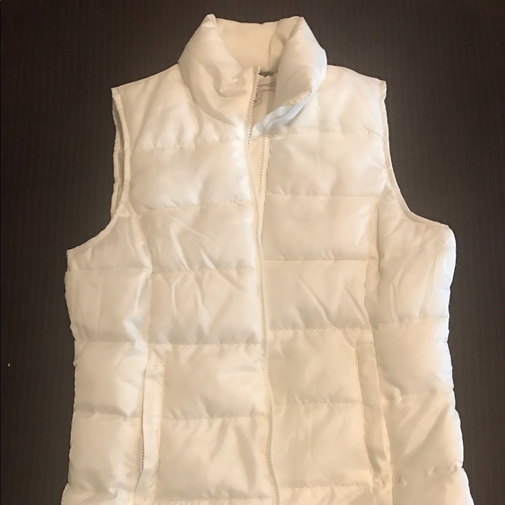 White puffer vest