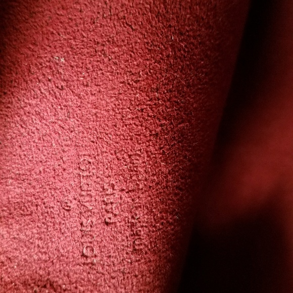 🌼🌷SOLD/ Authentic Louis Vuitton pochette🌷🌼 - Picture 6 of 6