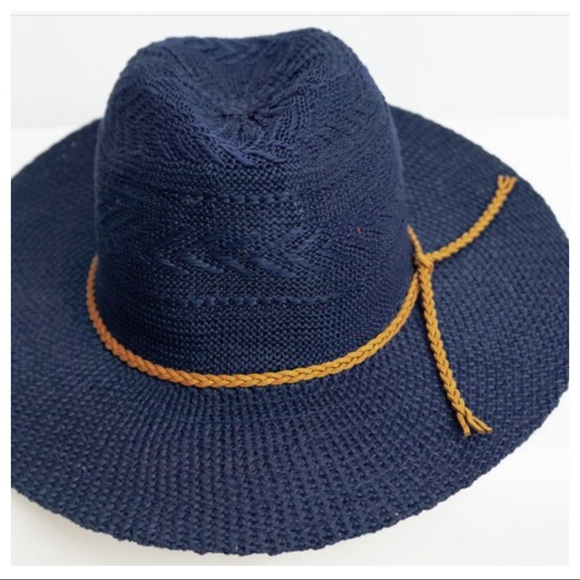 Navy Panama hat with vegan leather trim - Picture 5 of 5