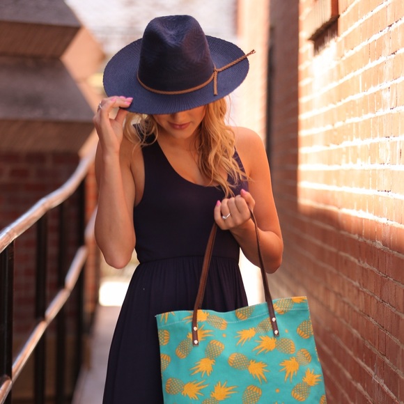 Navy Panama hat with vegan leather trim - Picture 2 of 5
