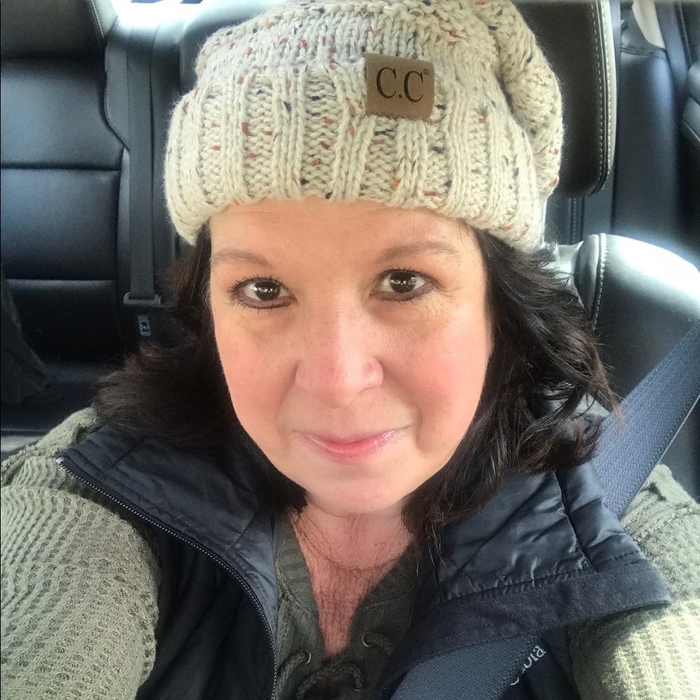 Meet your Posher, Sharon
