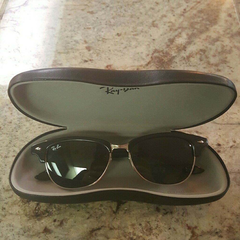 Sunglass
