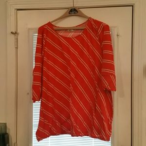 Old Navy orange shirt