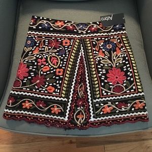 Very cute embroidered mini skirt
