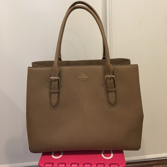 kate spade Handbags - Kate Spade Cove Street Airel