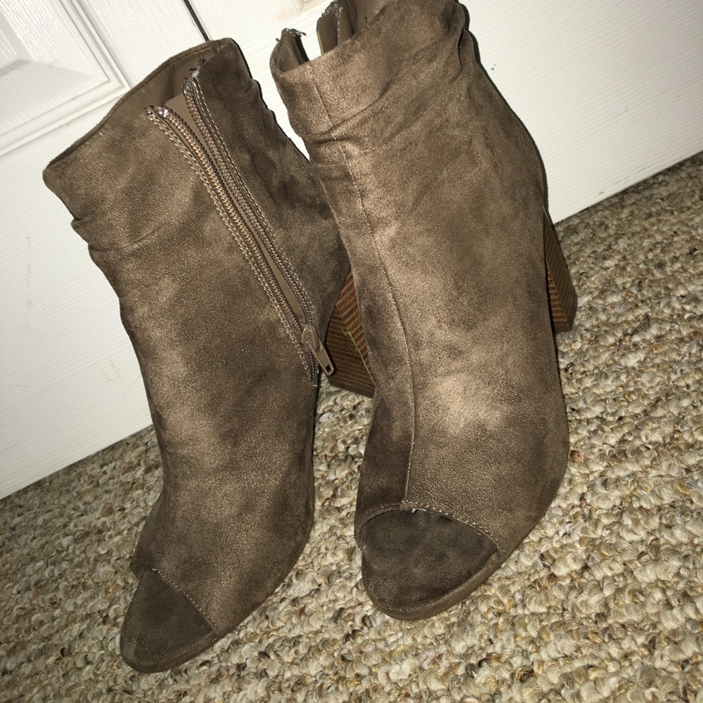 Peep toe taupe booties