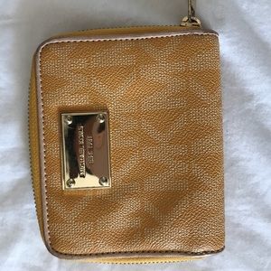 Micheal Kors Wallet