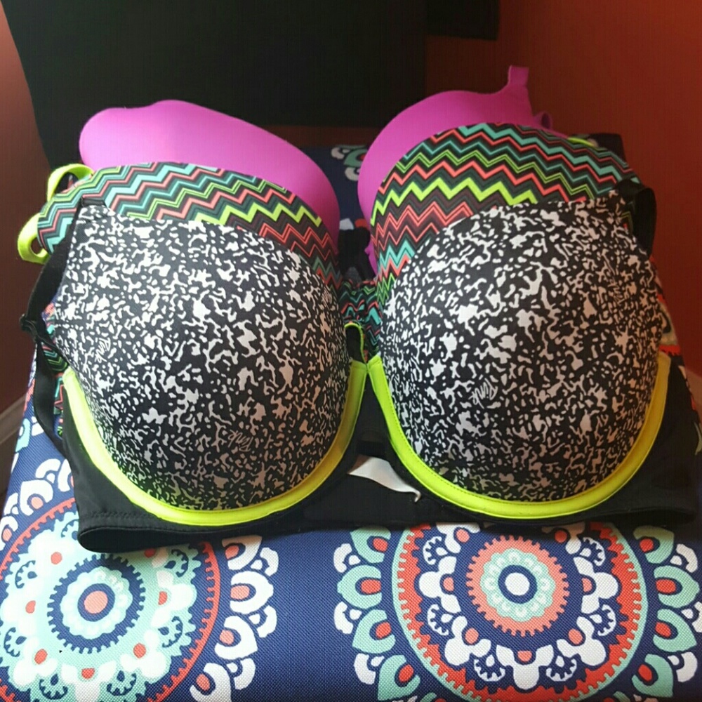 3 Victoria's secret PINK bras
