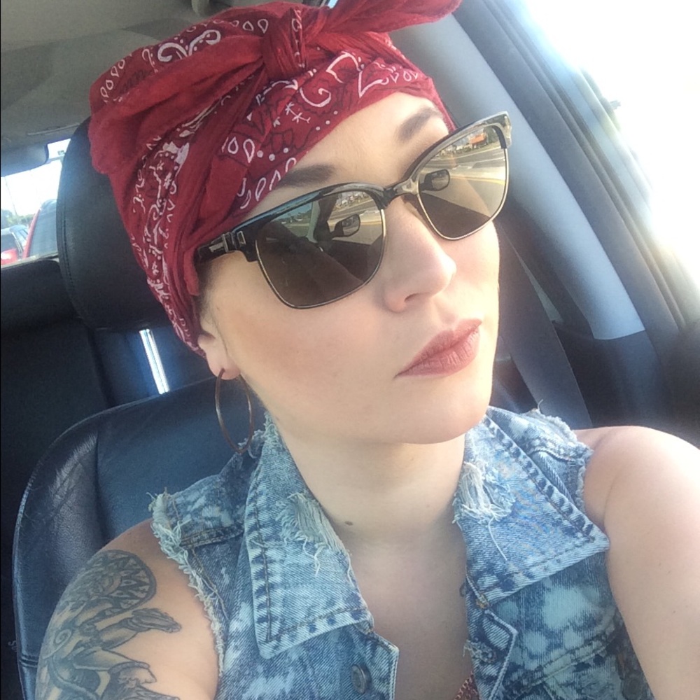 Meet your Posher, Melanie