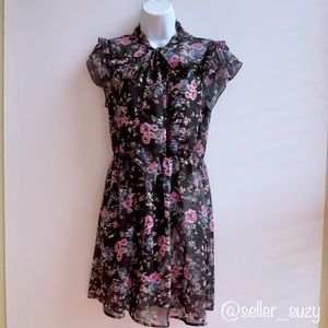 BCNU Floral Print Tie Neck Skater Dress
