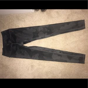 Alo high waisted grey camo leggings