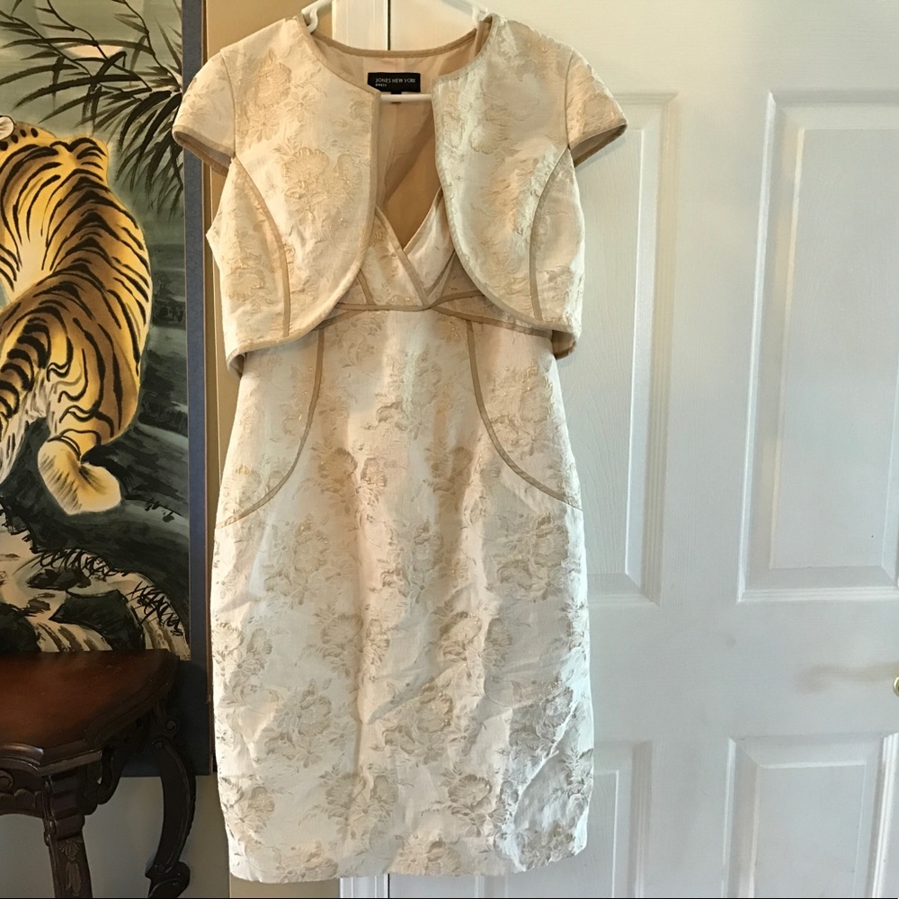 Jones New York Cream and gold suit dress