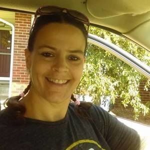 Meet your Posher, Leslie