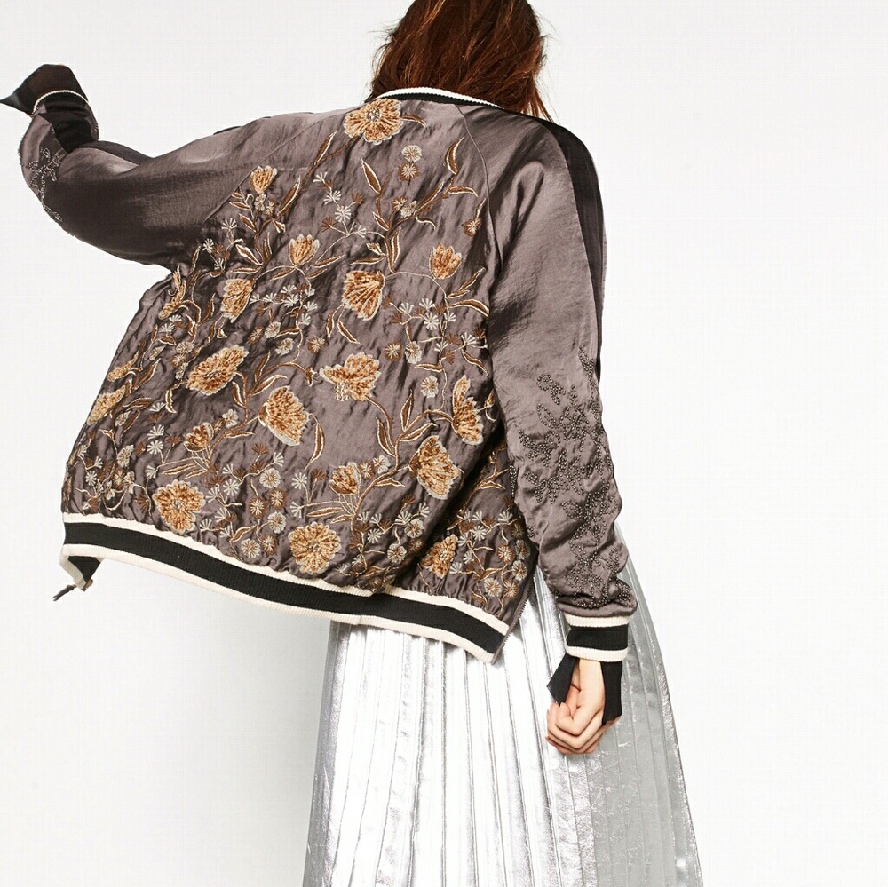 LIMITED EDITION ZARA HAND EMBROIDERBOMBER JACKET