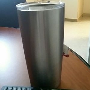 Meet your Posher, Beth