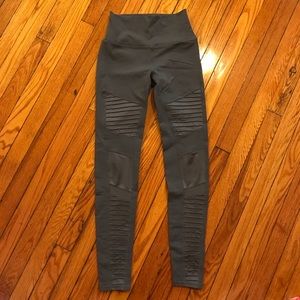 Alo High Waisted Moto Leggings - Slate Gray