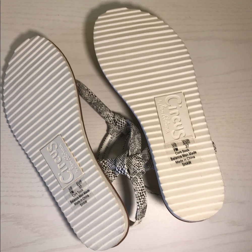 ❌SOLD❌ Sam Edelman Sandals - Picture 4 of 5