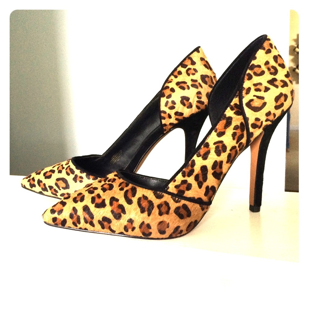 Nicole Miller Artelier Camilla Pony 8M 4.5" heel