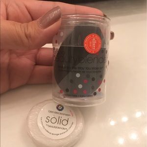Beauty Blender NOT AUTHENTIC