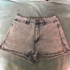 Bullhead Hot Short
