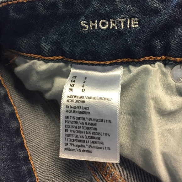 Distressed denim shorts - Picture 4 of 4