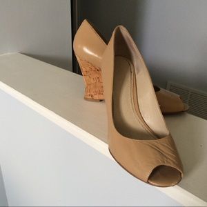 Nine West Peep Toe Wedge 9 M 2 3/4" heel
