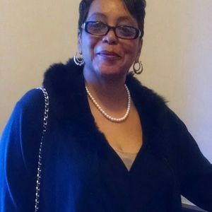 Meet your Posher, Annette