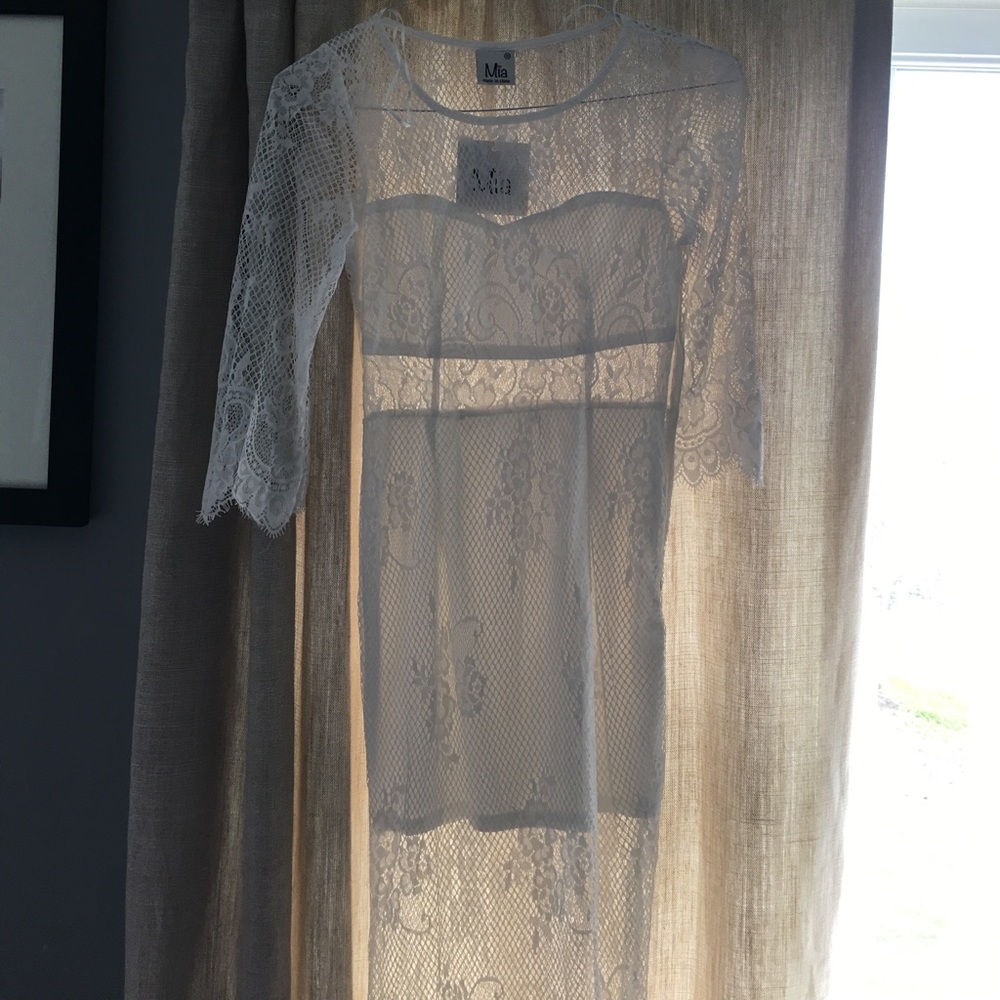 From Tiger Mist (Aus), mid length sleeves, maxi