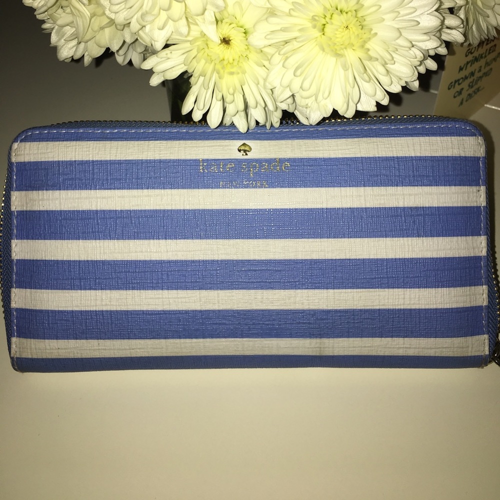 SALE 💸 Kate Spade ♠️ Leather Wallet
