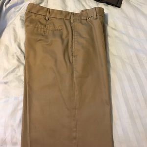 Izod khaki pants