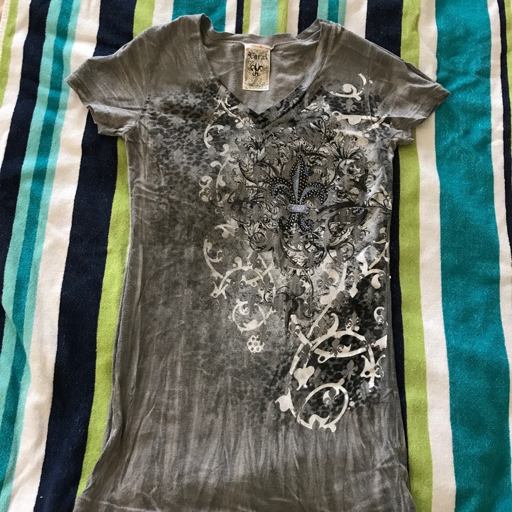 Vocal brand shirt from Buckle (M)